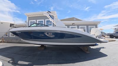 BOATZON | Sea Ray SDX 270 Outboard 2020