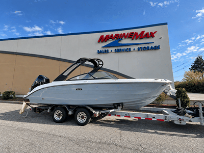 BOATZON | Sea Ray SDX 270 Outboard 2026