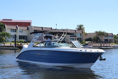 BOATZON | Sea Ray SDX 270 Outboard 2027