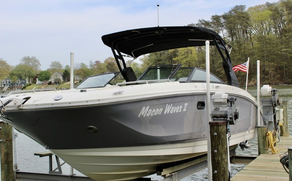 2018 Sea Ray SDX 290 Outboard - Sold Boat