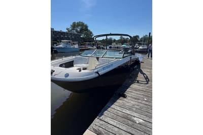 BOATZON | Sea Ray SDX 290 Outboard 2019