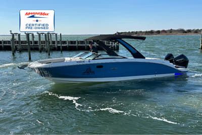 BOATZON | Sea Ray SDX 290 Outboard 2023