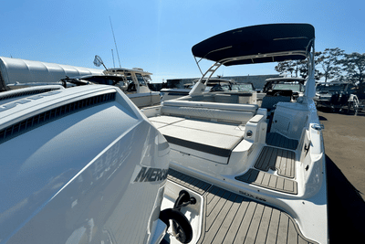 BOATZON | Sea Ray SDX 290 Outboard 2026