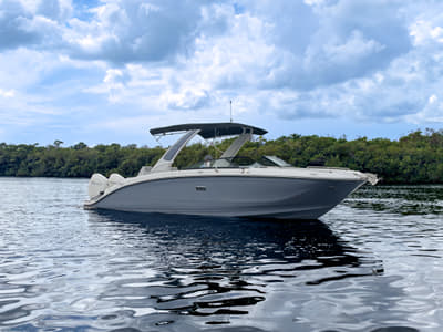 BOATZON | Sea Ray SDX 290 Outboard 2027