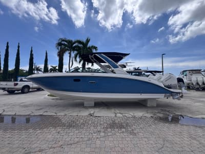 BOATZON | Sea Ray SDX 290 Outboard 2027