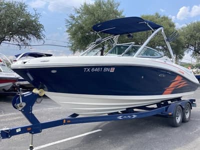 BOATZON | Sea Ray SLX 230 2011
