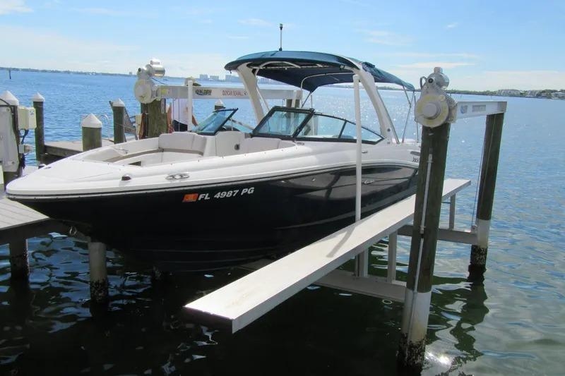 2011 Sea Ray SLX 250 - Sold Boat