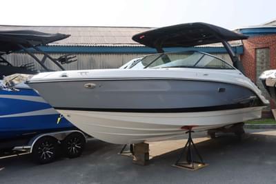 BOATZON | Sea Ray SLX 260 2026