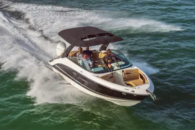 BOATZON | Sea Ray SLX 260 Outboard 2026