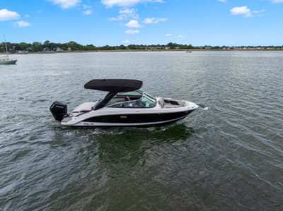 BOATZON | Sea Ray SLX 260 Outboard 2026