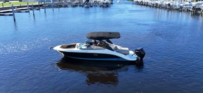 BOATZON | Sea Ray SLX 260 Outboard 2027