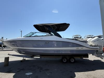 BOATZON | Sea Ray SLX 280 Outboard 2026