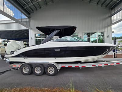 BOATZON | Sea Ray SLX 280 Outboard 2027