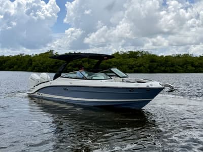 BOATZON | Sea Ray SLX 280 Outboard 2027