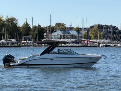 BOATZON | Sea Ray SLX 280 Outboard 2027