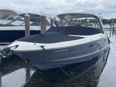 BOATZON | Sea Ray SLX 310 2021