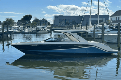 BOATZON | Sea Ray SLX 310 2021