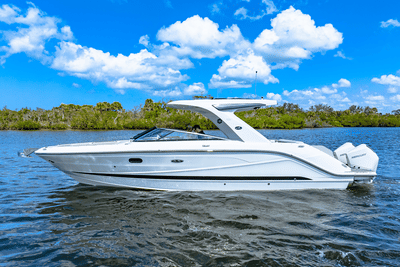 BOATZON | Sea Ray SLX 310 Ouboard 2026