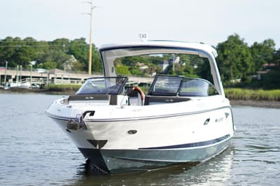 BOATZON | Sea Ray SLX 310 Outboard 2017