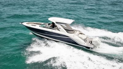 BOATZON | Sea Ray SLX 310 Outboard 2022