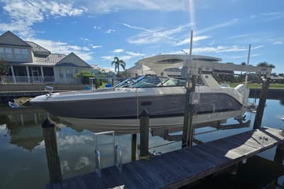 BOATZON | Sea Ray SLX 310 Outboard 2024