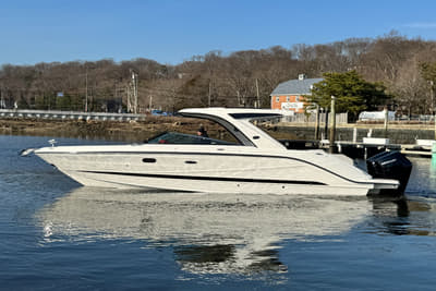 BOATZON | Sea Ray SLX 310 Outboard 2026