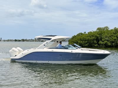 BOATZON | Sea Ray SLX 310 Outboard 2026