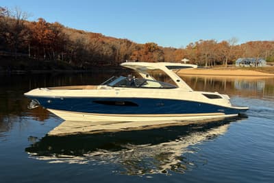BOATZON | Sea Ray SLX 350 2016