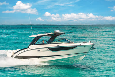 BOATZON | Sea Ray SLX 360 Outboard 2027