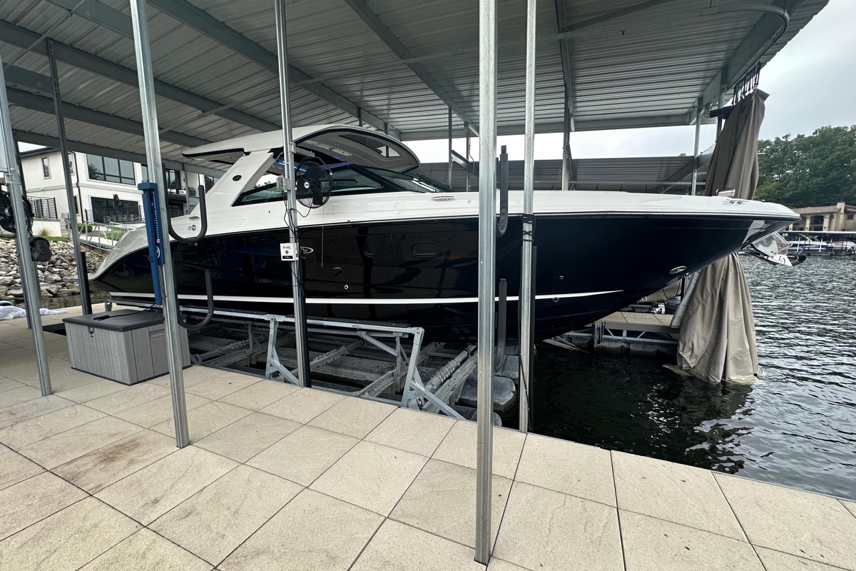 2023 Sea Ray SLX 400 - Sold Boat
