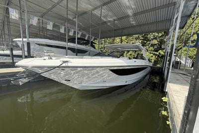 BOATZON | Sea Ray SLX 400 2026
