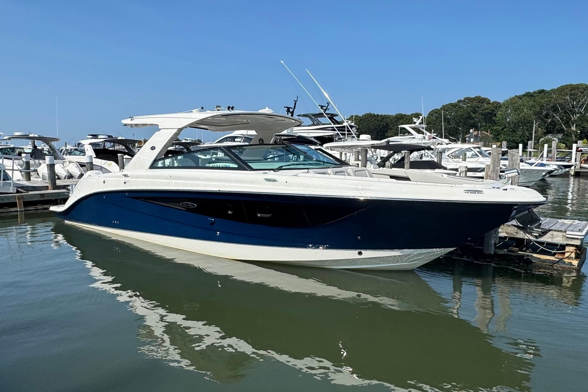 2023 Sea Ray SLX 400 Outboard - Sold Boat