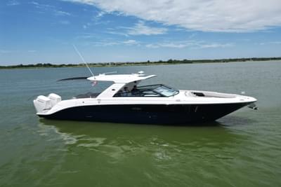 BOATZON | Sea Ray SLX 400 Outboard 2025