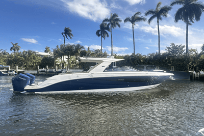 BOATZON | Sea Ray SLX 400 Outboard 2025