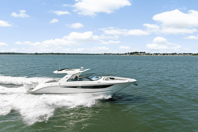 BOATZON | Sea Ray SLX 400 Outboard 2025