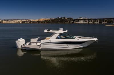 BOATZON | Sea Ray SLX 400 Outboard 2026