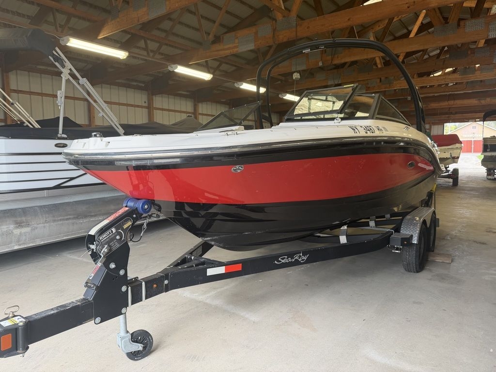 2022 Sea Ray SPX 190 - Sold Boat