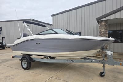 BOATZON | Sea Ray SPX 190 Outboard 2019