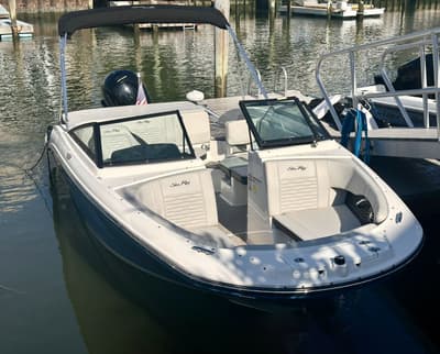 BOATZON | Sea Ray SPX 190 Outboard 2023
