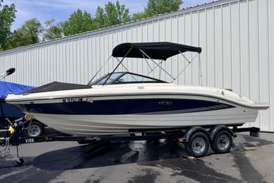 BOATZON | Sea Ray SPX 210 2016