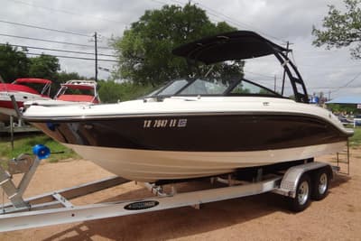 BOATZON | Sea Ray SPX 210 2018