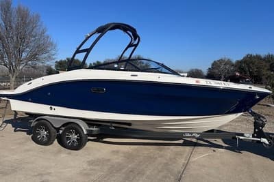BOATZON | Sea Ray SPX 210 2024