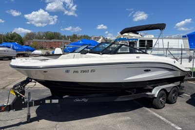 BOATZON | Sea Ray SPX 210 2024