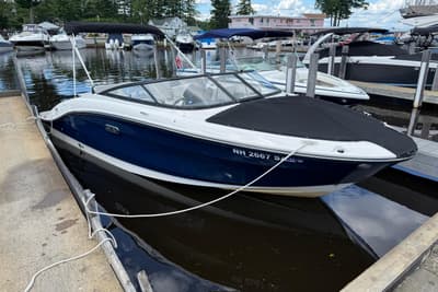 BOATZON | Sea Ray SPX 210 2025