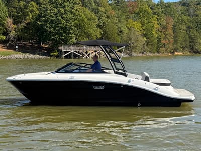 BOATZON | Sea Ray SPX 210 2026