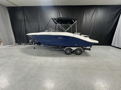 BOATZON | Sea Ray SPX 210 2026