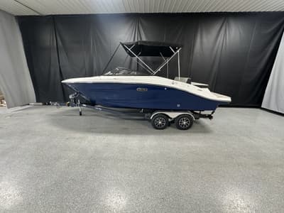 BOATZON | Sea Ray SPX 210 2026