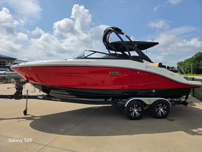 BOATZON | Sea Ray SPX 210 2027