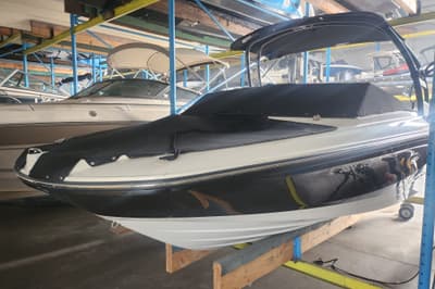 BOATZON | Sea Ray SPX 210 Outboard 2022