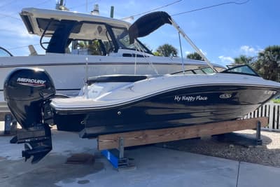 BOATZON | Sea Ray SPX 210 Outboard 2022